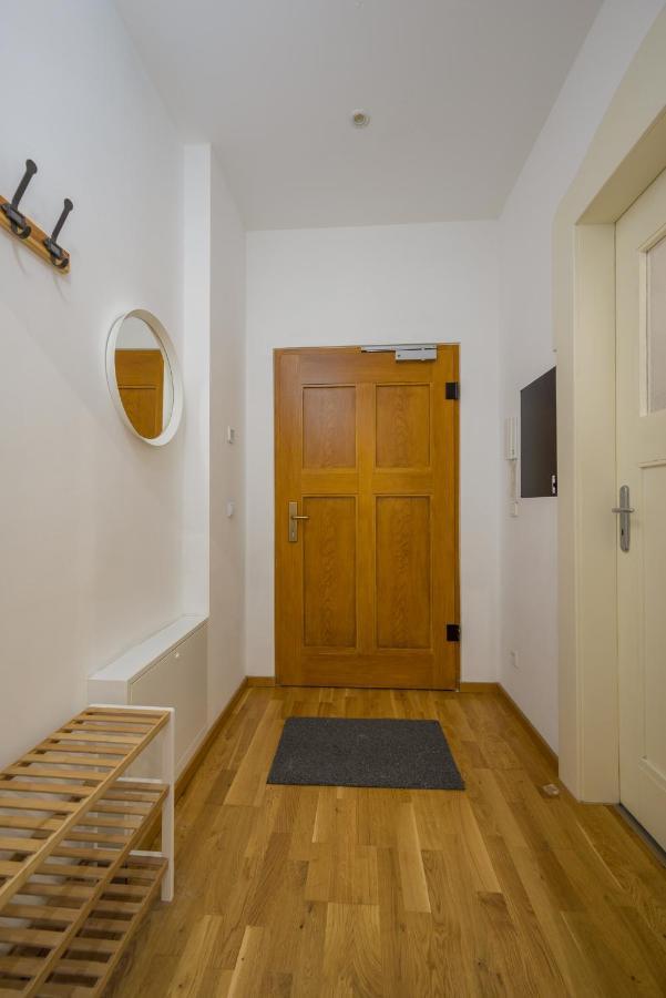 Arbio I Retro Apart Near Leipzig Hauptbahnhof Екстериор снимка