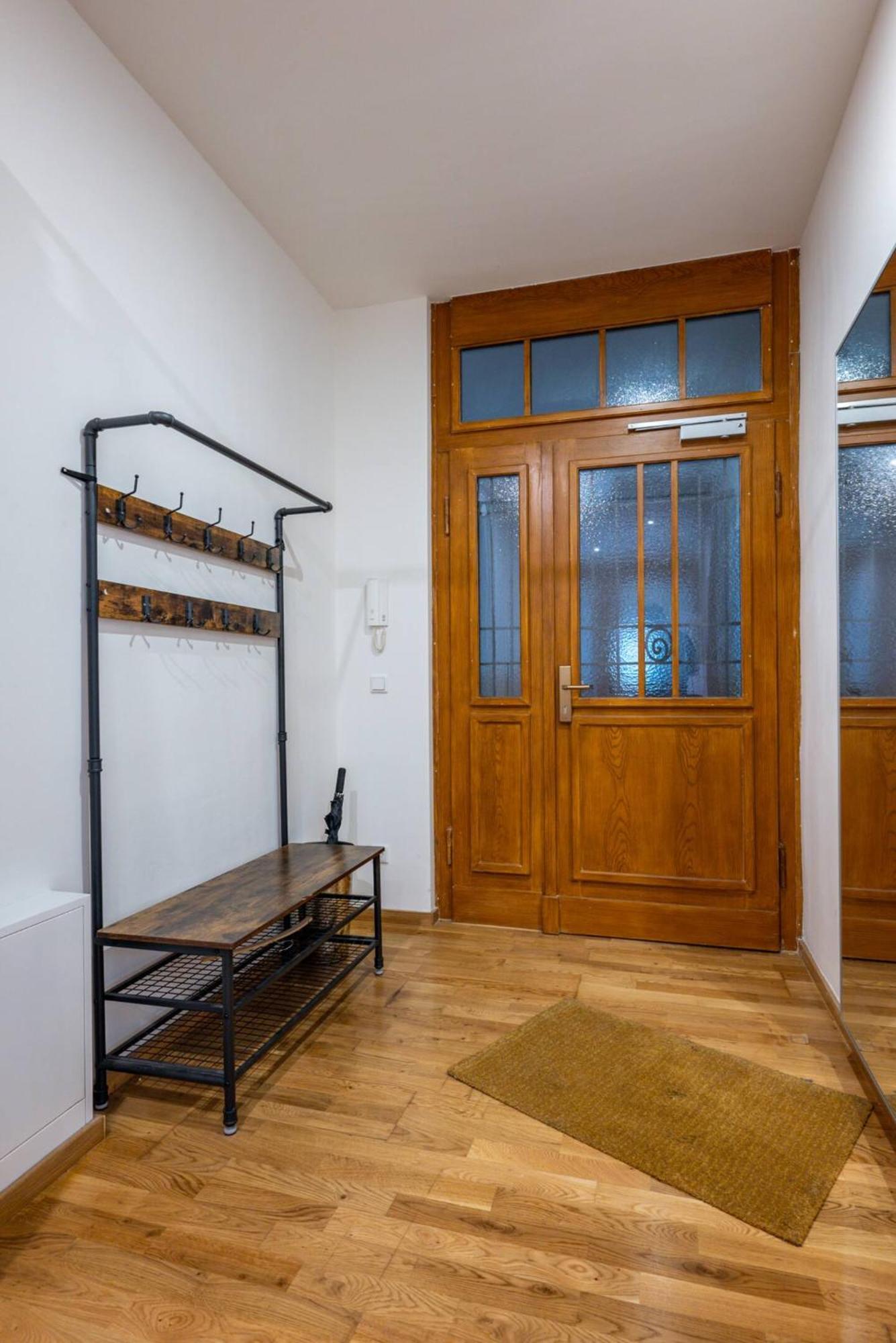 Arbio I Retro Apart Near Leipzig Hauptbahnhof Екстериор снимка