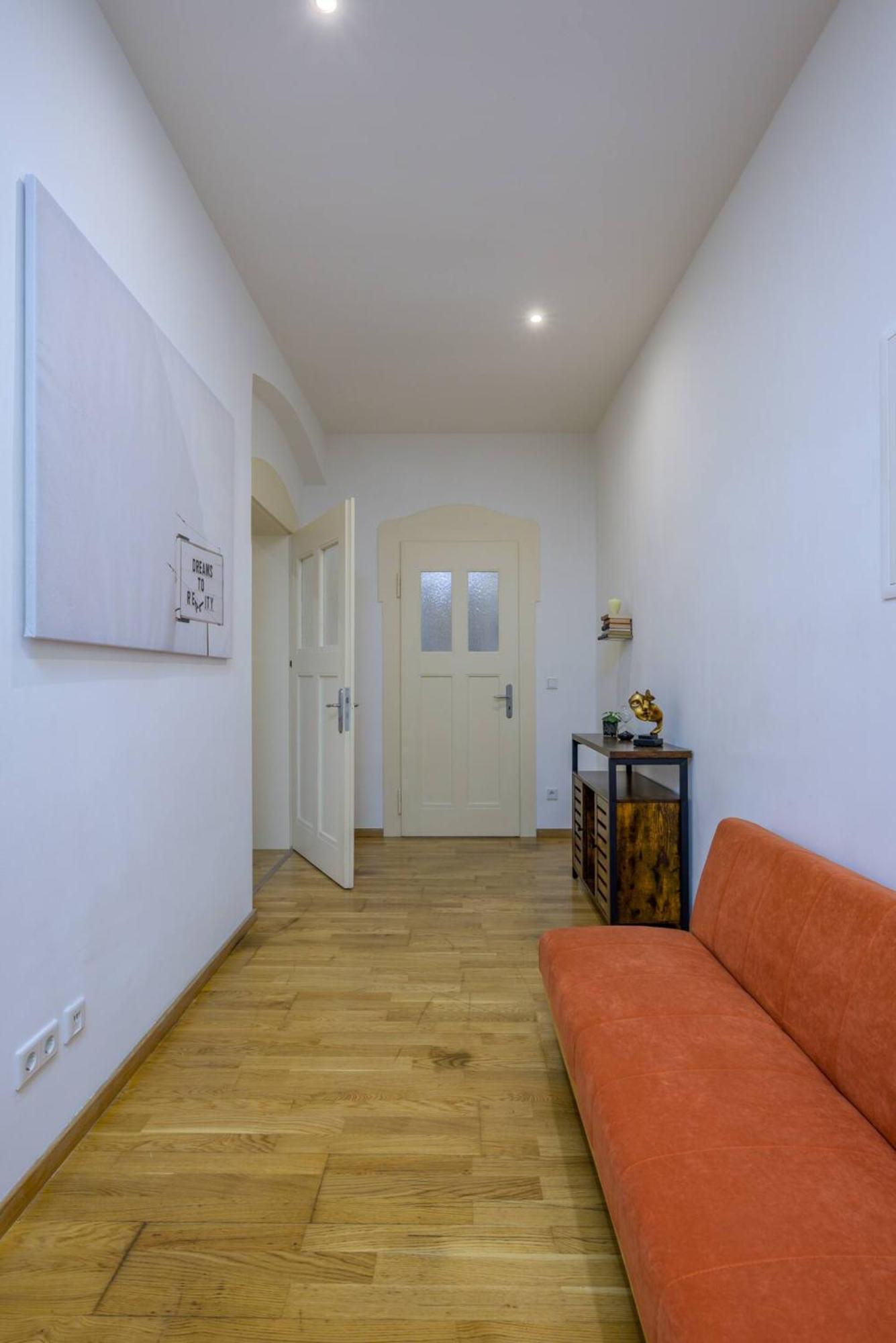 Arbio I Retro Apart Near Leipzig Hauptbahnhof Екстериор снимка